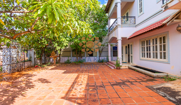 3 Bedrooms House for Rent in Krong Siem Reap