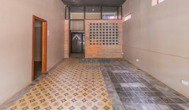 Commercial Building for Rent near Old Market, Siem Reap city