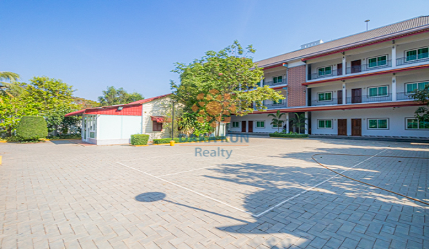 18 Room Hotel for Rent in Krong Siem Reap-Kouk Chak