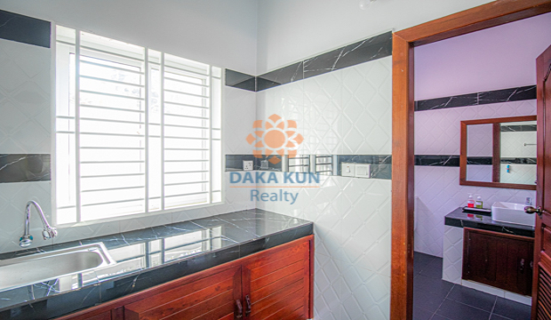 18 Room Hotel for Rent in Krong Siem Reap-Kouk Chak