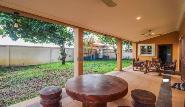 4 Bedrooms Villa for Sale in Krong Siem Reap