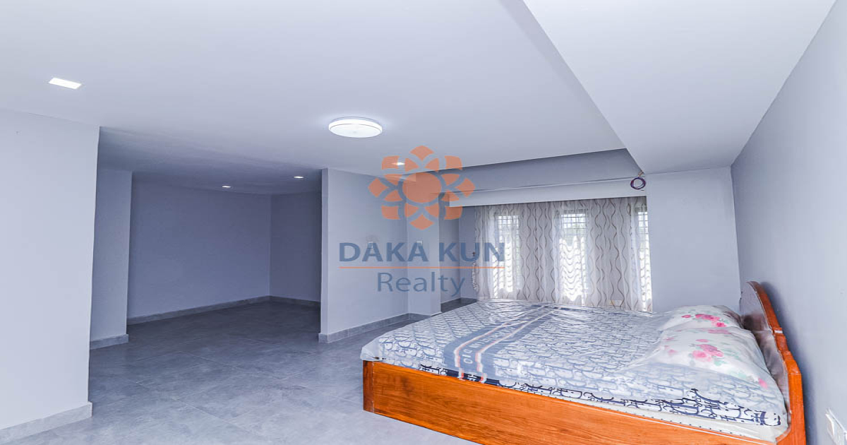 5 Bedrooms House for Rent in Siem Reap-Svay Dangkum