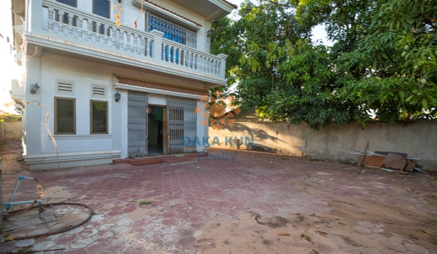 3 Bedrooms House for Rent in Siem Reap city-Sala Kamreuk