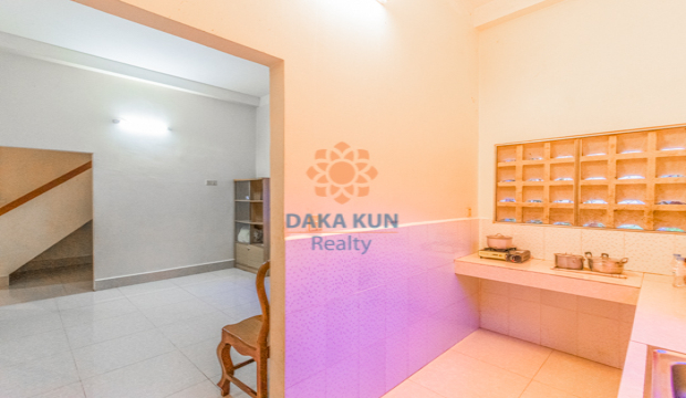 3 Bedrooms House for Rent in Krong Siem Reap-Sala Kamreuk
