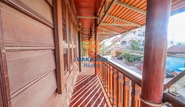 4 Bedrooms Wooden House in Siem Reap-Svay Dangkum