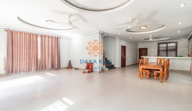 5 Bedrooms Villa for Rent in Siem Reap - Sala Kamruek