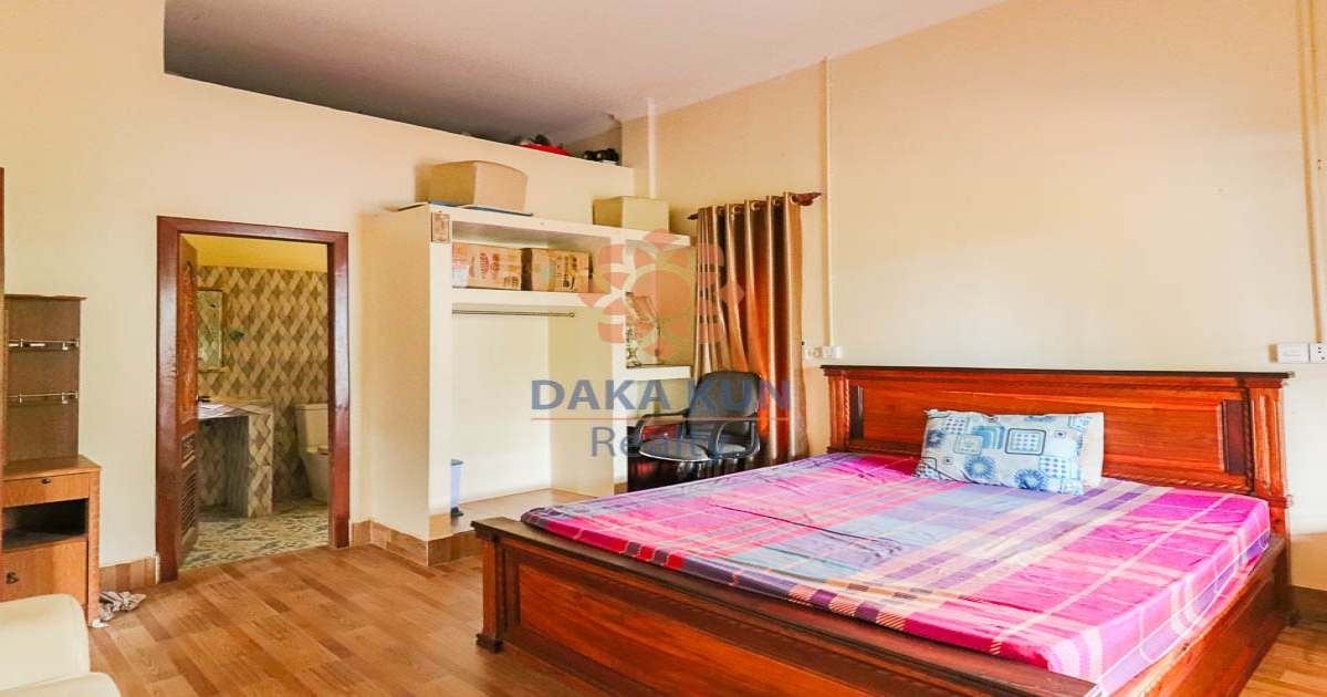 3 Bedrooms House for Rent in Siem Reap City, near Makro Market