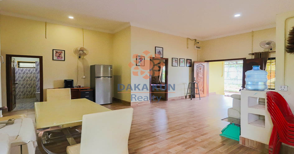 3 Bedrooms House for Rent in Siem Reap City, near Makro Market