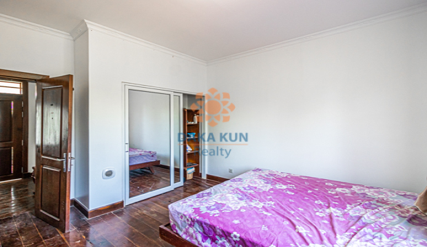 Villa for Sale in Krong Siem Reap-Svay Dangkum