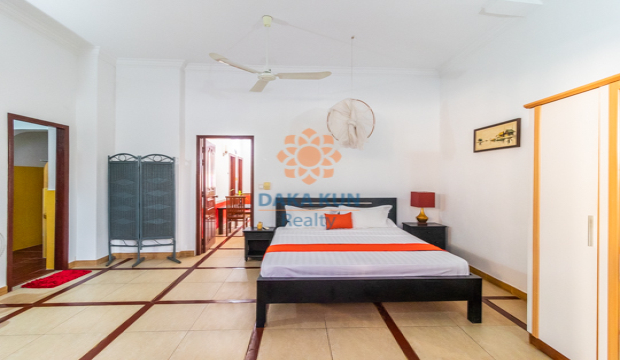 2 Bedrooms Apartment for Rent with Pool in Krong Siem Reap-Sala Kamreuk