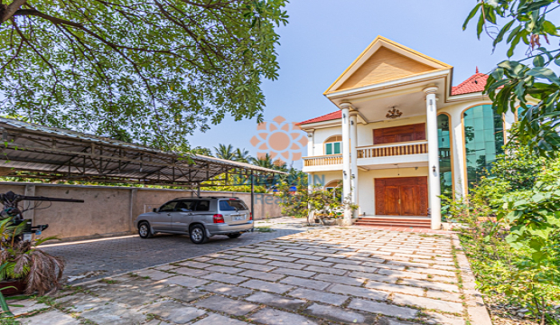 7 Bedrooms Villa for Rent in Krong Siem Reap-Svay Dangkum