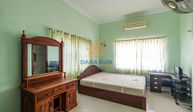 7 Bedrooms Villa for Rent in Krong Siem Reap-Svay Dangkum