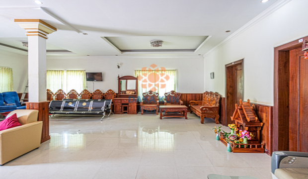 7 Bedrooms Villa for Rent in Krong Siem Reap-Svay Dangkum