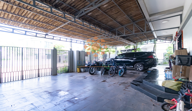 Urgent Sale House For sale in Siem Reap-Borey Tourism