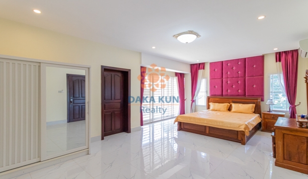 4 Bedrooms House for Rent in Siem Reap - Svay Dangkum