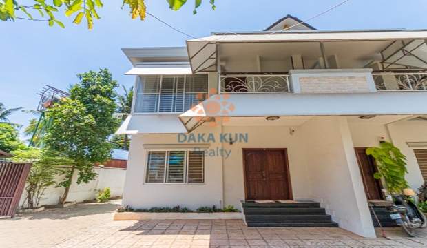 4 Bedrooms House for Rent in Siem Reap - Svay Dangkum