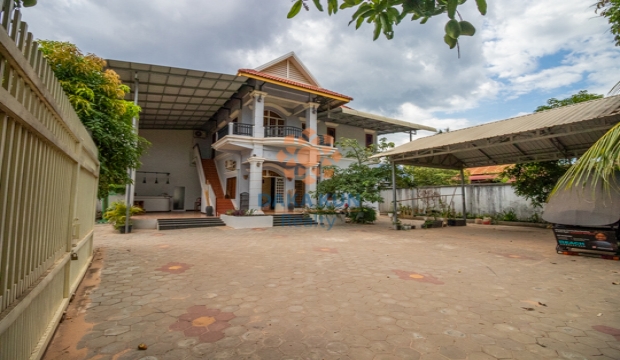 5 Bedrooms House for Rent in Siem Reap - near Siem Reap River