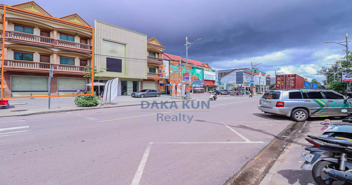 Commercial Building for Rent in Siem Reap City Center, on Main Road