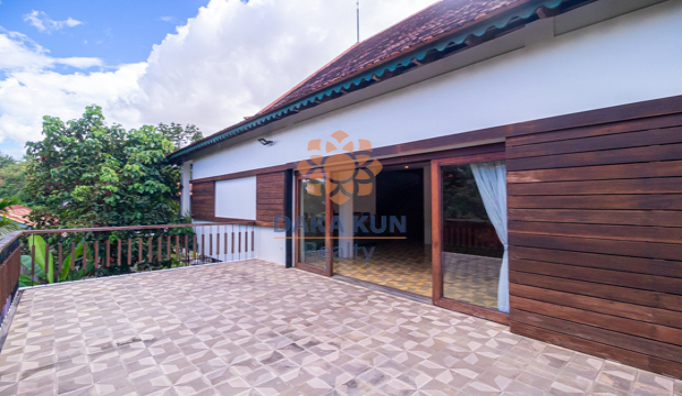 5 Bedrooms Villa for Rent in Krong Siem Reap-Sala Kamreuk