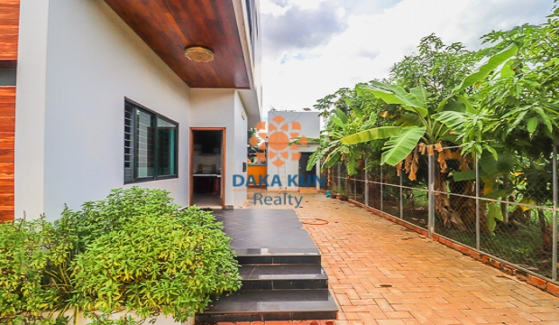 4 Bedroom Villa for Rent in Siem Reap City, Svay Dangkum
