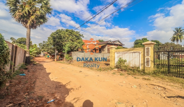 Urgent Sale Land near Svay Dangkum-Siem Reap