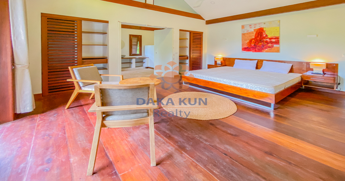Villa with Swimming Pool for Rent in Siem Reap City-Svay Dangkum