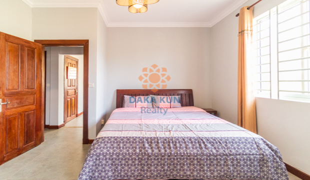 2 Bedrooms Apartment for Rent with Pool in Krong Siem Reap-Svay Dangkum