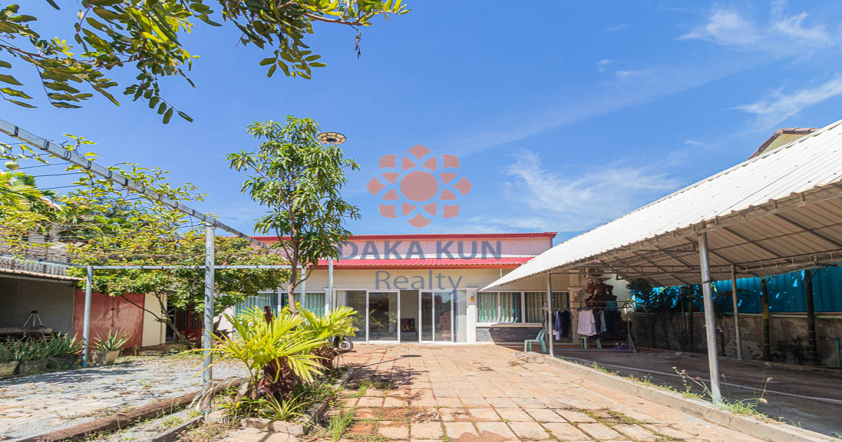 3 Bedrooms House for Sale in Siem Reap City, near Tavern Market