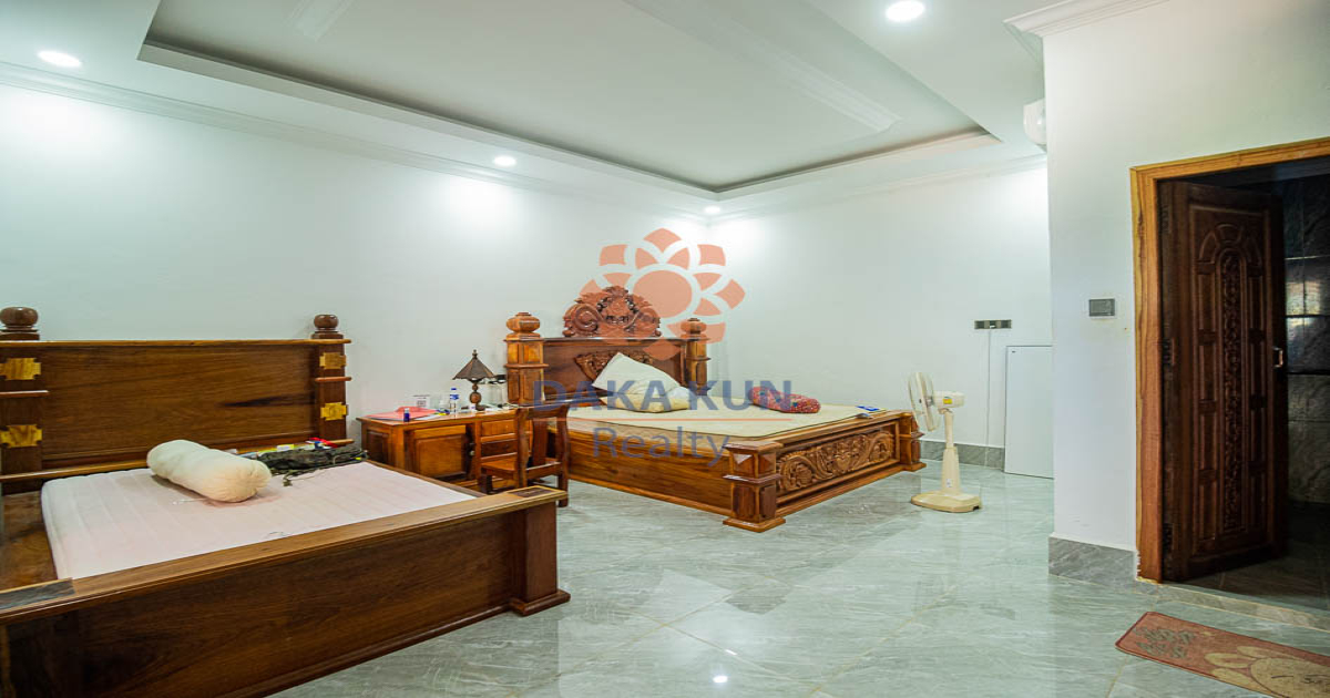 3 Bedrooms House for Sale in Siem Reap City, near Tavern Market