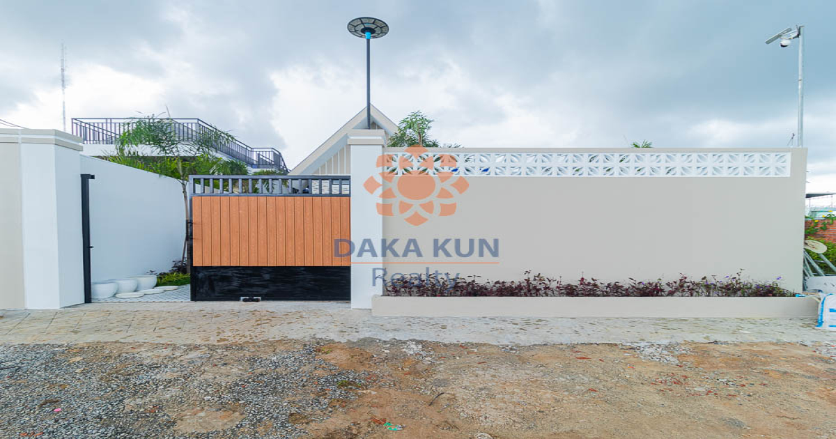 Villa with Swimming Pool for Sale in Siem Reap City - Svay Dangkum
