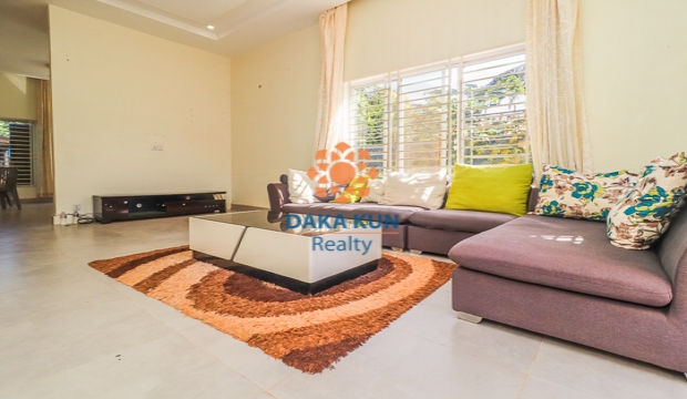2 Bedrooms House for Rent in Siem Reap-Sala Kamreuk