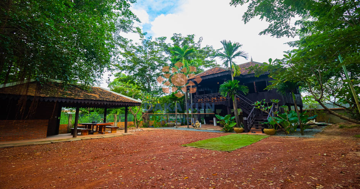 Wooden House for Sale in Siem Reap City-Chreav