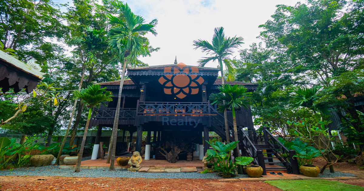 Wooden House for Sale in Siem Reap City-Chreav