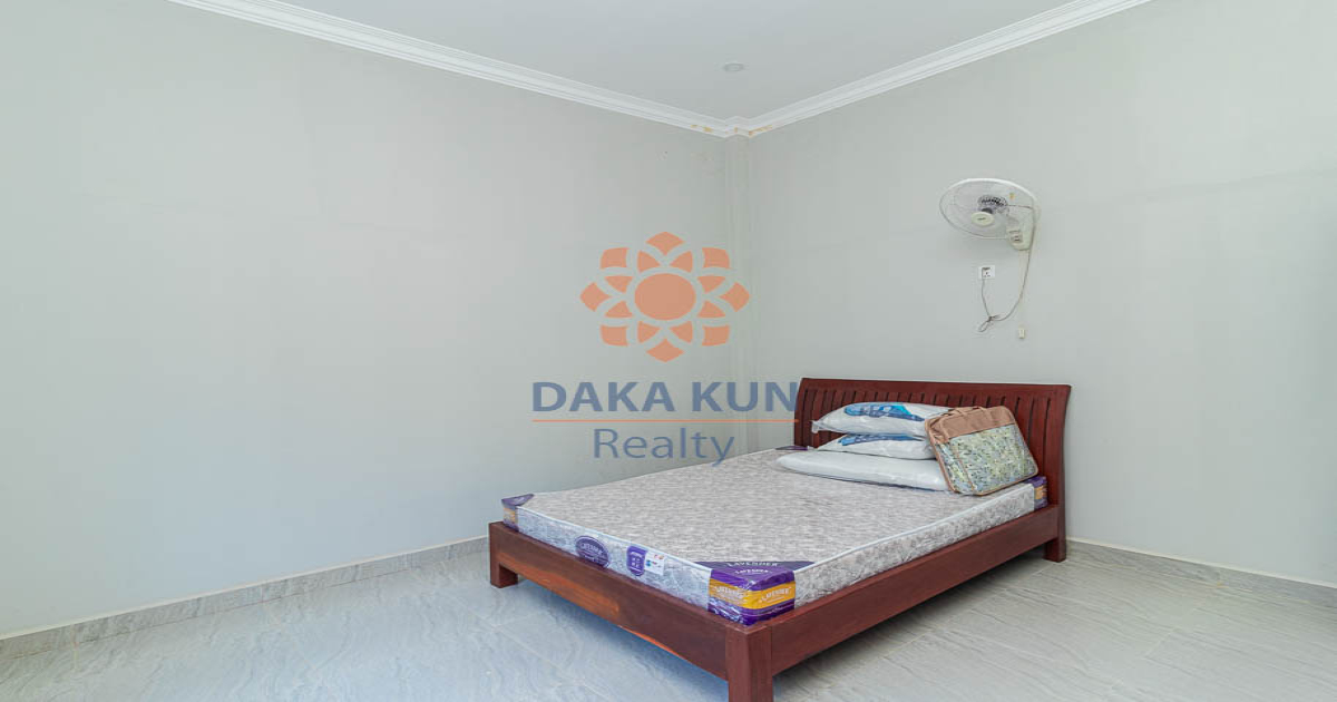 2 Bedrooms House for Rent in Siem Reap City - Sambuor