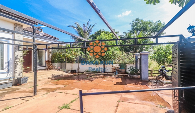 House for Sale in Siem Reap-Sala Kamreuk