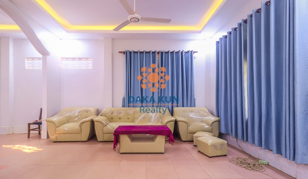 5 Bedrooms House for Rent in Siem Reap-Riverside
