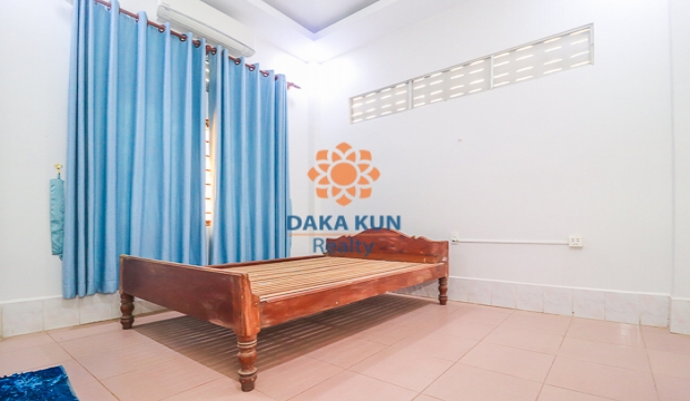 5 Bedrooms House for Rent in Siem Reap-Riverside