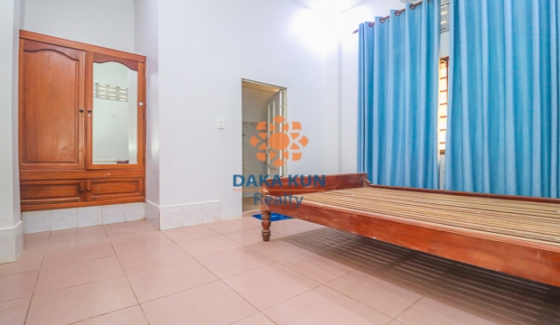 5 Bedrooms House for Rent in Siem Reap-Riverside