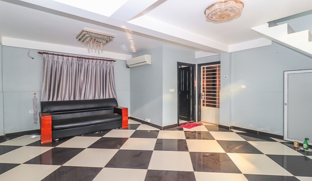 2 Bedrooms House for Rent near Ring Road-Siem Reap