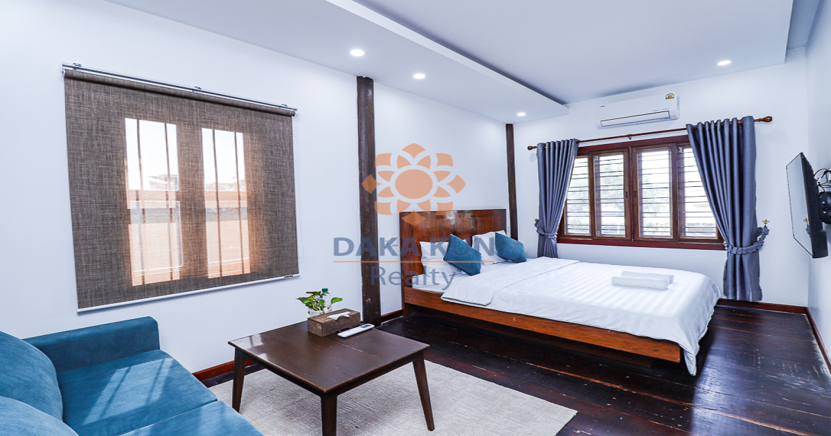 2 Bedrooms Wooden House for Rent in Siem Reap City, Sala Kamreuk