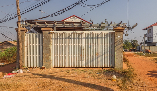 2 Bedrooms House for Rent near Ring Road-Siem Reap