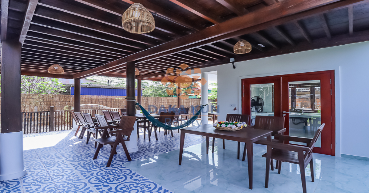 2 Bedrooms Wooden House for Rent in Siem Reap City, Sala Kamreuk