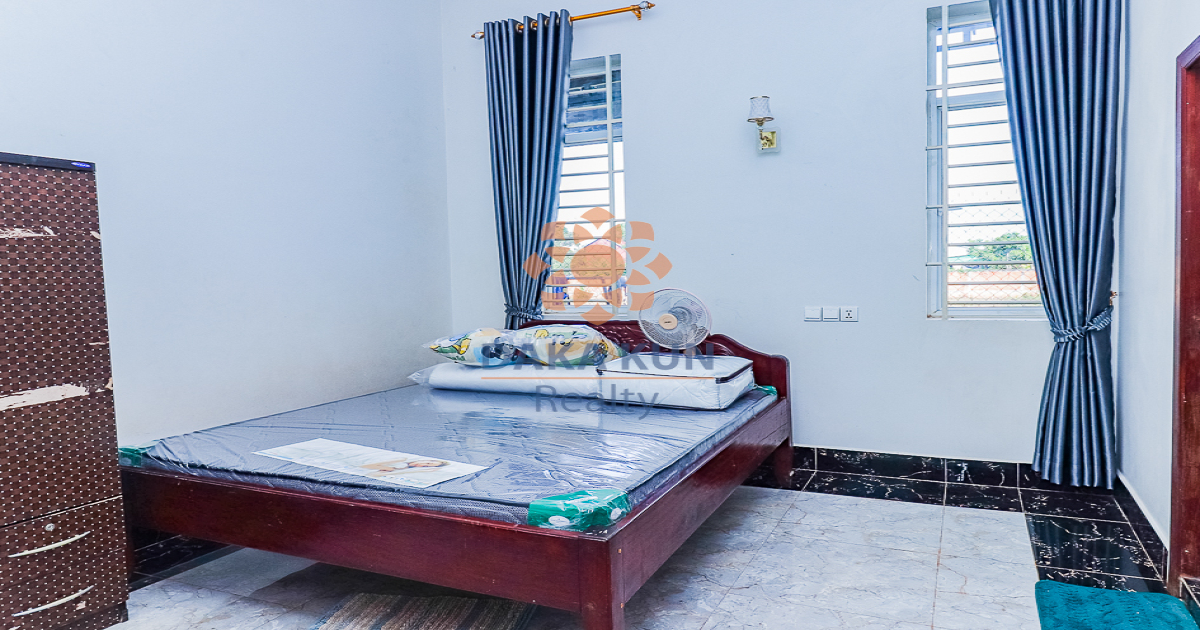 2 Bedrooms House for Rent in Siem Reap City, Chreav