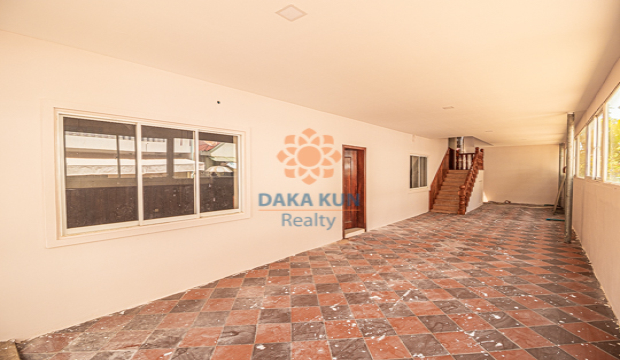 Guesthouse for Rent in Krong Siem Reap-Svay Dangkum