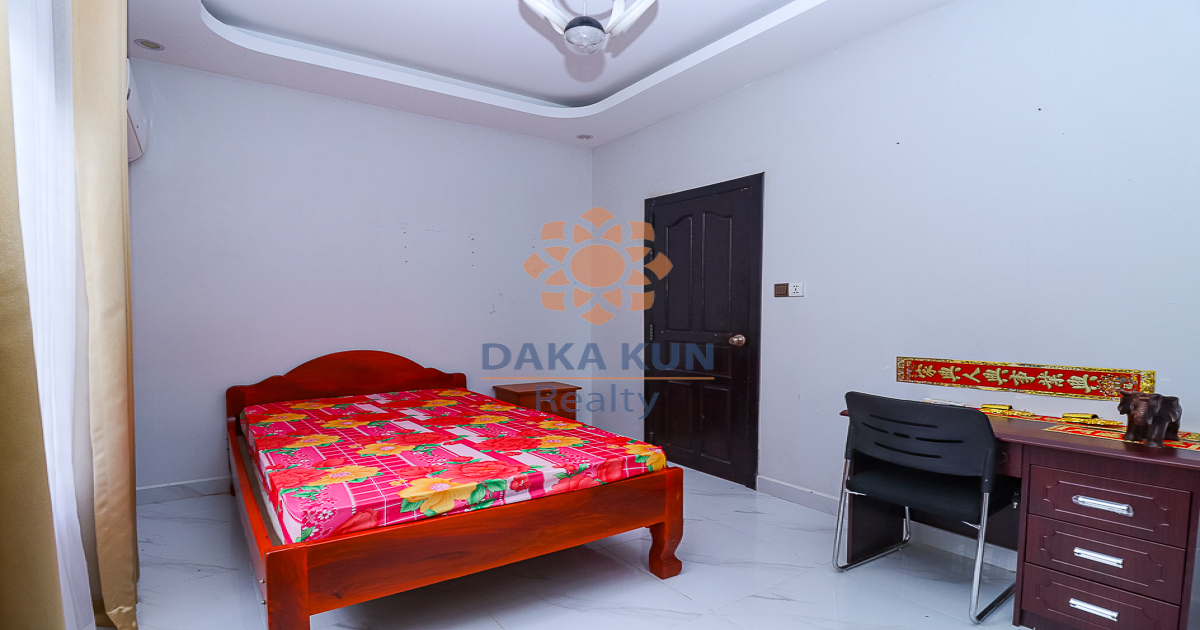 4 Bedrooms House for Rent in Siem Reap City, Svay Dangkum
