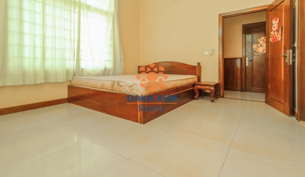 5 Bedroom House for Rent in Siem Reap - Svay Dangkum