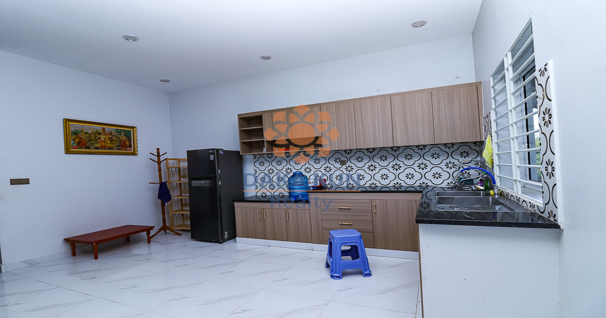 4 Bedrooms House for Rent in Siem Reap City, Svay Dangkum
