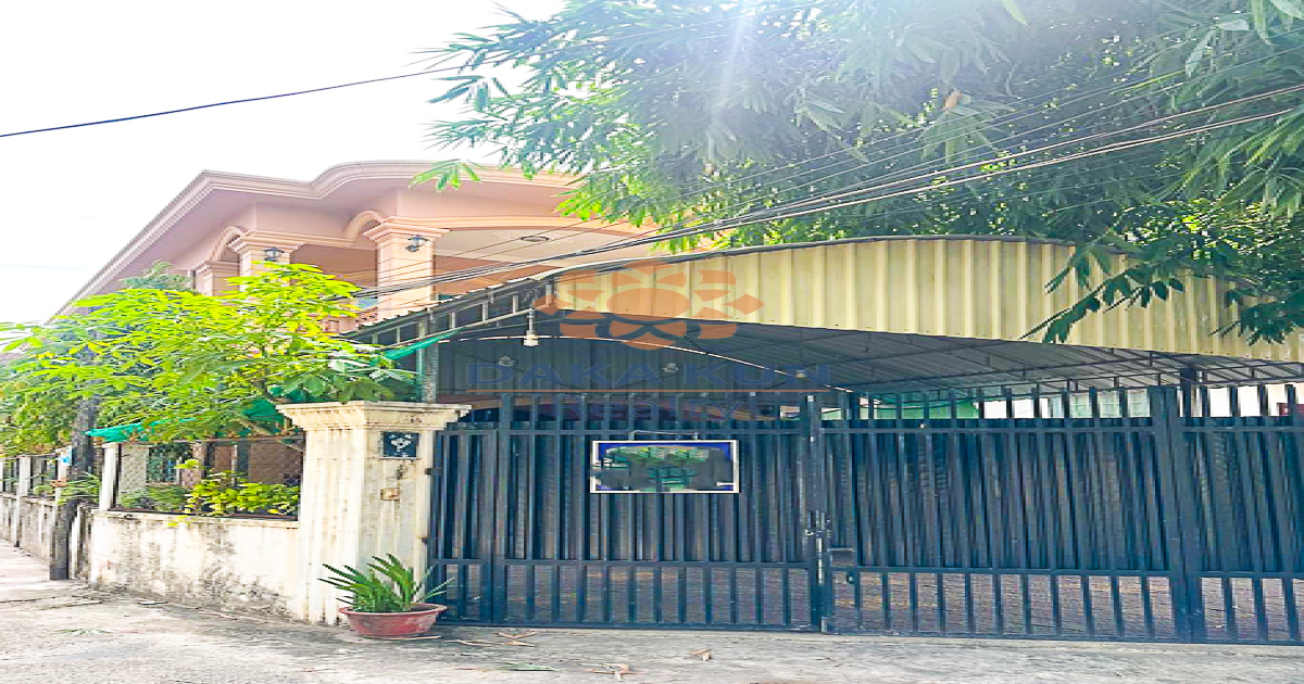 3 Bedrooms House for Rent in Siem Reap City,  near Angkor Market I