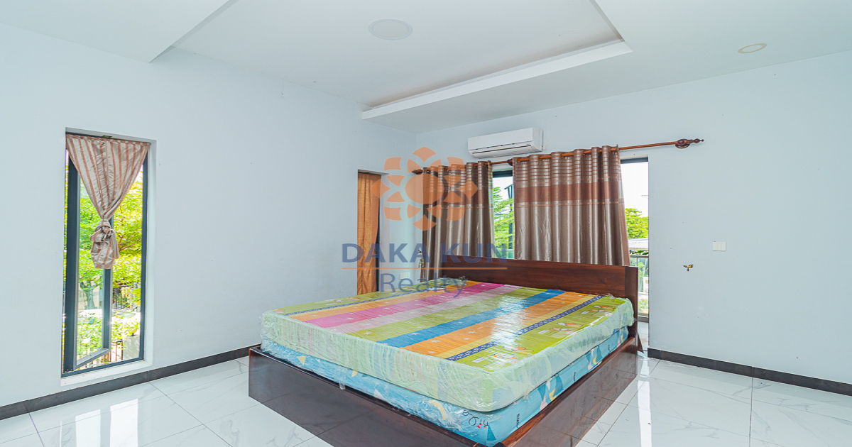 3 Bedrooms House for Sale in Tourism City, Siem Reap