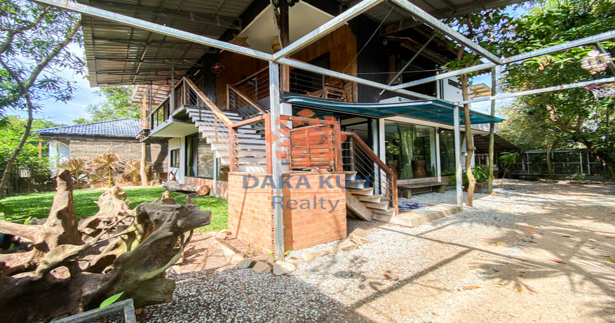 4 Bedrooms House For Rent In Siem Reap City-Sla Kram